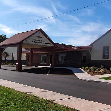 Slemon Park Hotel & Conference Centre Summerside Exterior foto